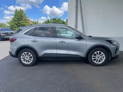 Photo 25 Ford Kuga 2.5 Duratec 180ch Hybrid FlexiFuel Titanium Business Powershift