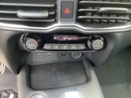 Photo 15 Nissan Juke Nouveau HYBRID 143 N-Connecta