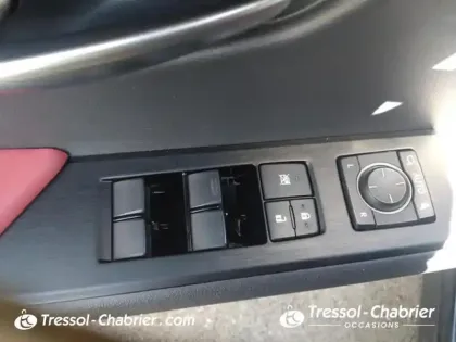 Photo 19 Lexus UX  250h 4WD F SPORT Executive