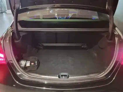 Photo 6 Mercedes Classe C  220 d Berline AMG Lin