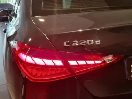 Photo 13 Mercedes Classe C  220 d Berline AMG Lin