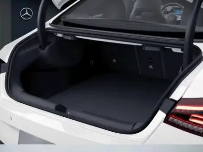 Photo 8 Mercedes CLA  250 e Coupé