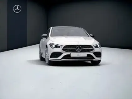Photo 10 Mercedes CLA  250 e Coupé