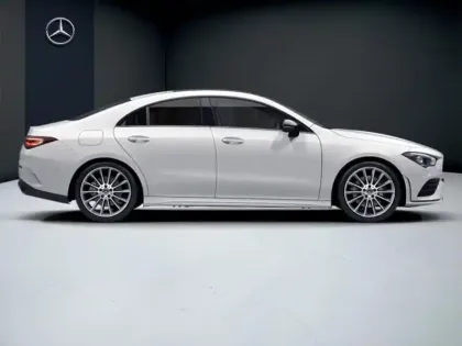 Photo 5 Mercedes CLA  250 e Coupé