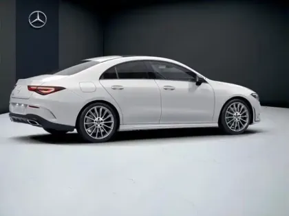 Photo 19 Mercedes CLA  250 e Coupé