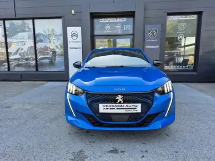 Photo 19 Peugeot 208 II Electrique GT