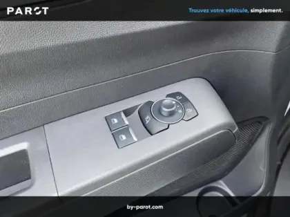 Photo 5 Ford Transit Courier Fourgonnette 1.0 EcoBoost 125ch Cabine Approfondie Trend DCT7