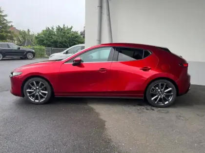 Photo 23 Mazda Mazda3 2.0 e-SKYACTIV-G M-Hybrid 122ch Exclusive Line