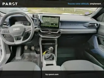 Photo 32 Dacia Duster TCe 130 4x2 Journey