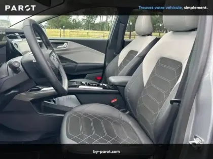 Photo 39 Ford Puma GEN-E Standard Range 43 kWh 168 ch Premium