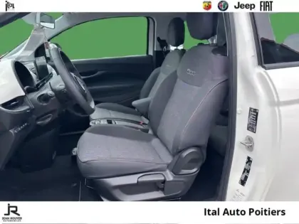 Photo 8 Fiat 500  e 95ch Icône