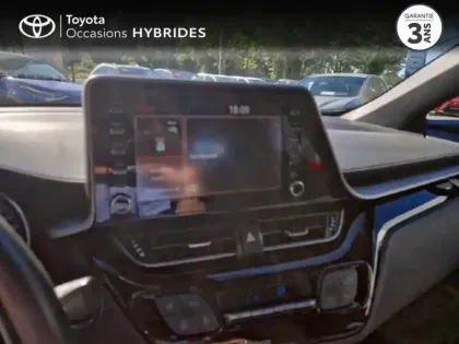 Photo 14 Toyota C-HR  1.8 Hybride 122ch Dynamic E-CVT