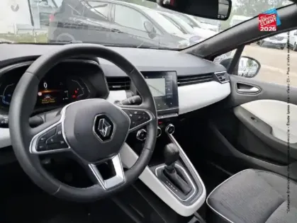 Photo 14 Renault Clio  1.6 E-Tech hybride 145ch Techno