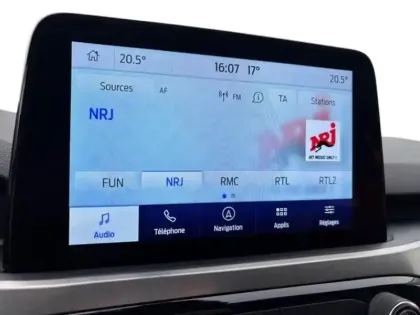 Photo 12 Ford Kuga  2.5 Duratec 190ch FHEV E85 Titanium BVA