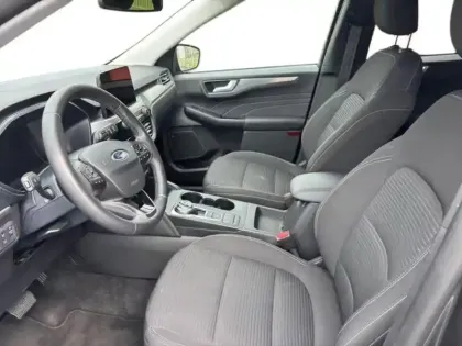Photo 6 Ford Kuga  2.5 Duratec 190ch FHEV E85 Titanium BVA