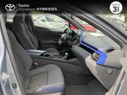 Photo 5 Toyota C-HR  122h Graphic 2WD E-CVT MC19