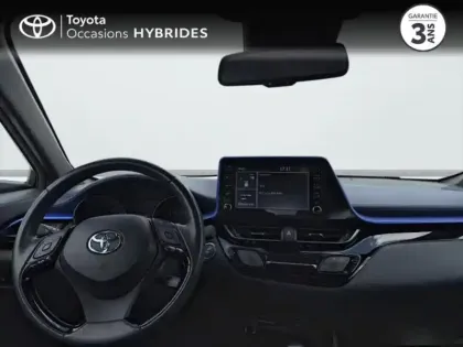Photo 7 Toyota C-HR  122h Graphic 2WD E-CVT MC19