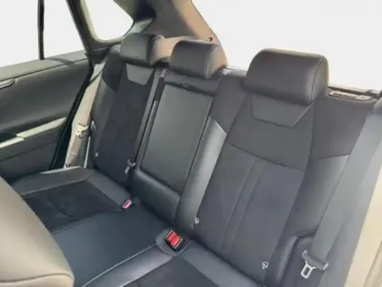 Photo 11 Toyota Rav4  Hybride 218ch Black Edition 2WD MY21