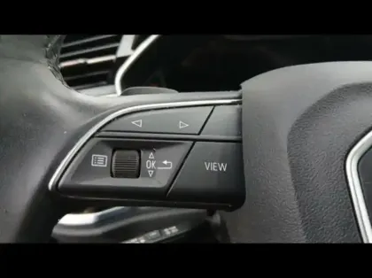Photo 12 Audi Q3  35 TFSI 150ch Avus S tronic 7