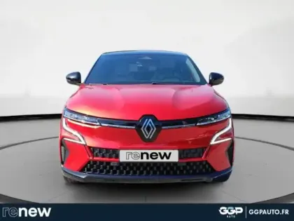 Photo 7 Renault Megane  E-Tech Electric EV60 220ch Iconic super charge -C