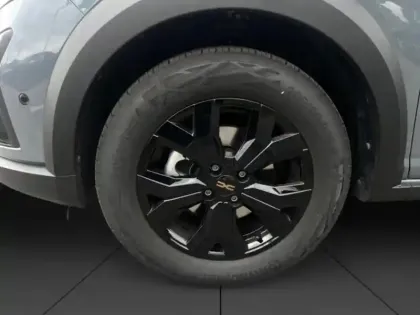 Photo 10 Dacia Jogger  1.6 hybrid 140ch Extreme+ 7 places -24