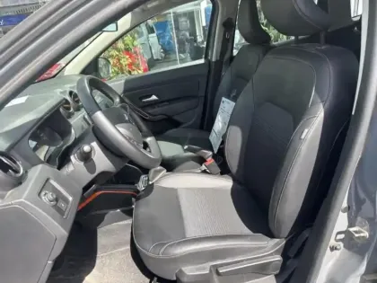 Photo 9 Dacia Duster  1.5 Blue dCi 115ch Prestige 4x2