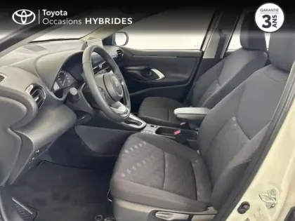 Photo 13 Toyota Yaris  116h Dynamic 5p MC24