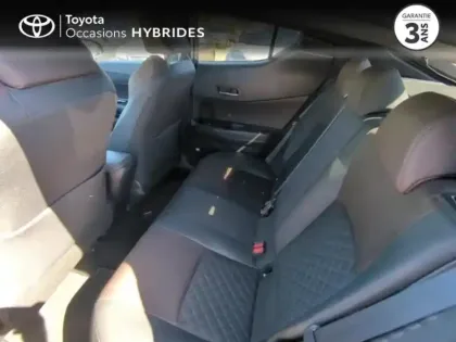 Photo 11 Toyota C-HR  122h Distinctive 2WD E-CVT RC18
