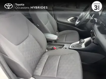 Photo 5 Toyota Yaris  116h Dynamic 5p MC24