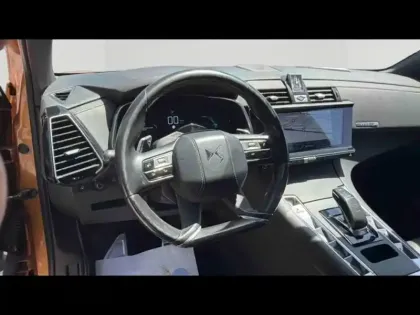 Photo 11 DS DS 7  Crossback E-TENSE 4x4 300ch Grand Chic