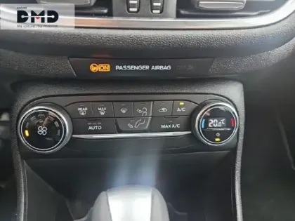 Photo 13 Ford Fiesta  1.0 EcoBoost 100ch Titanium PowerShift 5p