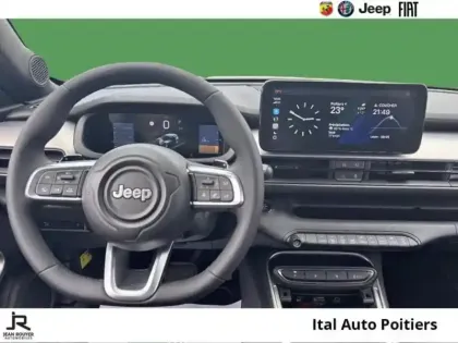 Photo 7 Jeep Avenger  1.2 Turbo T3 100ch MHEV Summit BVR6 eHybrid