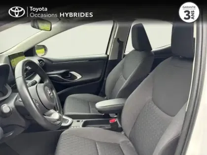 Photo 10 Toyota Yaris  116h Dynamic 5p MY22