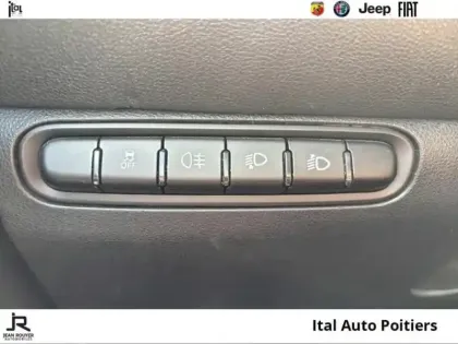 Photo 13 Fiat 500  Fiat  e 95ch Icône berline  23.8 KWH