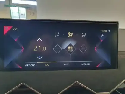 Photo 14 DS DS 3  Crossback PureTech 130ch Performance Line + Automatique 7cv