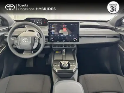 Photo 9 Toyota C-HR + 224ch 77kWh Design Grande Autonomie