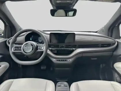 Photo 8 Fiat 500  e 118ch Giorgio Armani Collectors Edition MY25