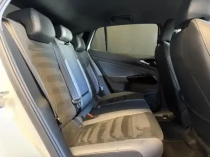 Photo 10 Volkswagen Id.5  204ch Pro Performance 77 kWh