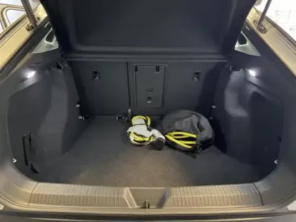 Photo 9 Volkswagen Id.5  204ch Pro Performance 77 kWh
