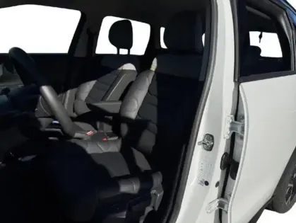 Photo 8 Citroën C3 Aircross  1.2 PureTech 130ch S&S MAX Automatique