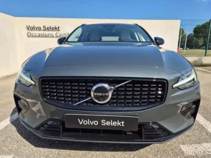 Photo 11 Volvo V60  B4 197ch Plus Style Dark DCT 7