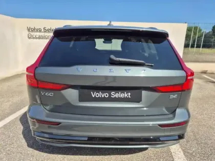 Photo 12 Volvo V60  B4 197ch Plus Style Dark DCT 7
