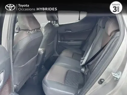 Photo 9 Toyota C-HR  122h Distinctive 2WD E-CVT