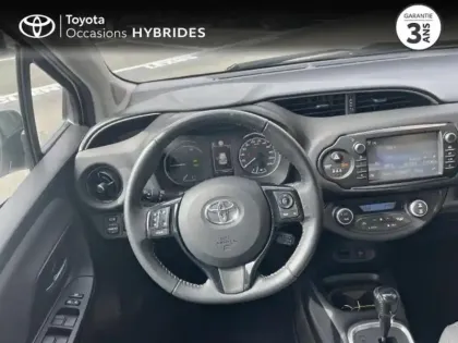 Photo 8 Toyota Yaris  100h Dynamic 5p RC19
