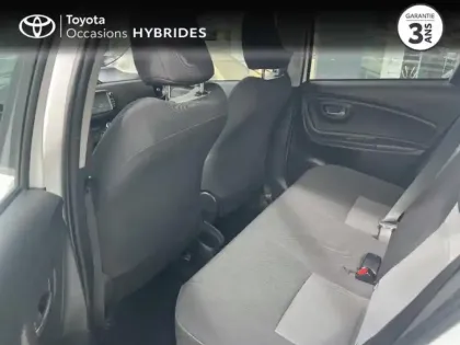 Photo 11 Toyota Yaris  100h Dynamic 5p RC19