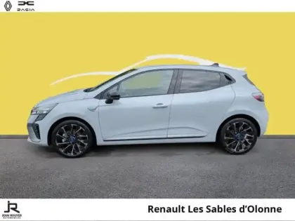 Photo 9 Renault Clio  1.6 E-Tech 145ch full hybrid esprit Alpine - 24