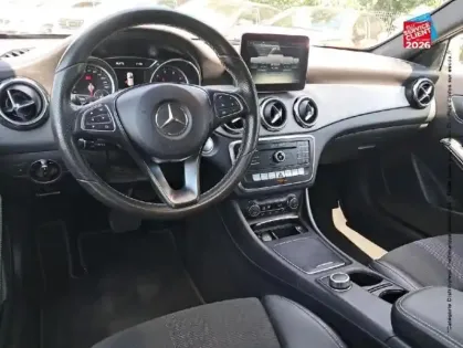 Photo 14 Mercedes GLA  180 122ch Business Executive Edition 7G-DCT Euro6d-T