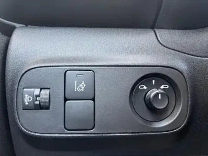 Photo 13 Citroën C3  Sté 1.2 PureTech 83ch S&S Feel