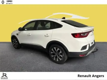 Photo 10 Renault Arkana  1.6 E-Tech 145ch Zen
