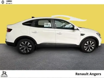 Photo 13 Renault Arkana  1.6 E-Tech 145ch Zen